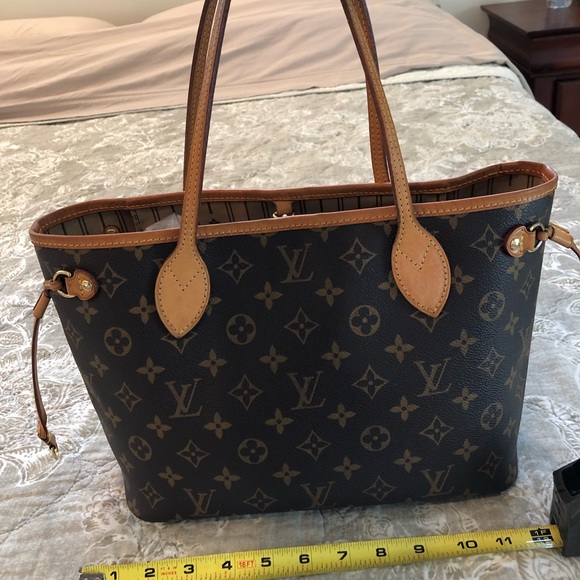 Louis Vuitton Handbags - Louis Vuitton Neverfull PM (small one)